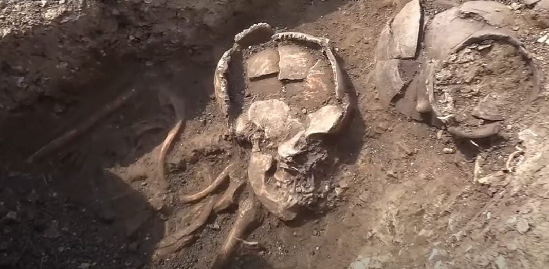 

Descoperire uluitoare în Cluj. Morminte, cimitire de incinerație și vase de lut vechi de 6.000 de ani. VIDEO 
