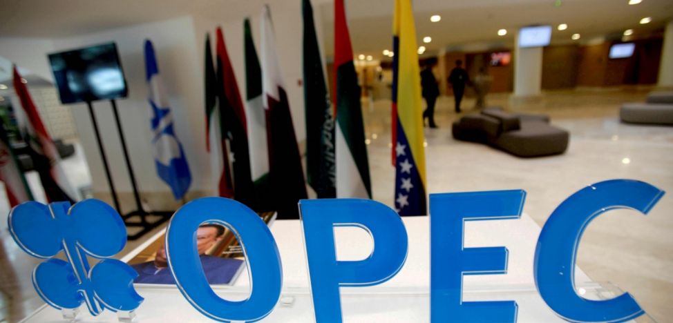 OPEC+ a decis să menţină planul actual de producţie, ignorând apelurile SUA pentru creşterea mai rapidă a livrărilor