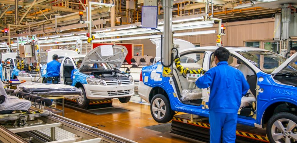 Volkswagen: Oferta insuficientă de cipuri va continua până în 2024