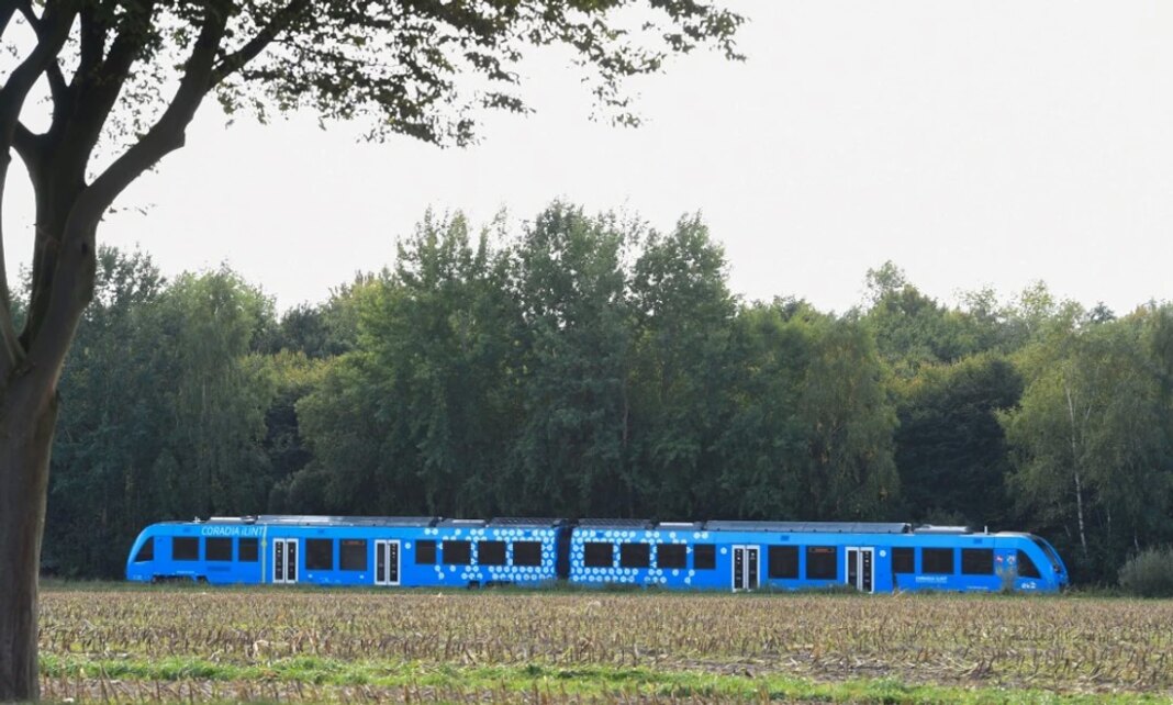 Germania a inaugurat prima flotă de trenuri cu hidrogen din lume. Cât au costat şi pe ce linie vor circula