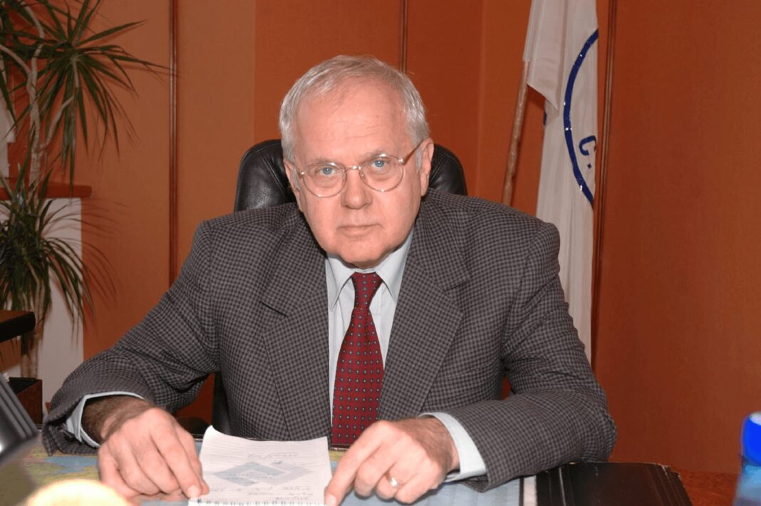 A murit Victor Babiuc, fost deputat și ministru al Apărării