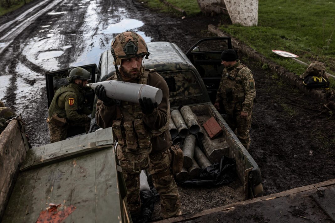 În primele zile ale contraofensivei, armata Kievului s-a lovit de „un zid de oțel“. A trecut la atacuri pe timp de noapte