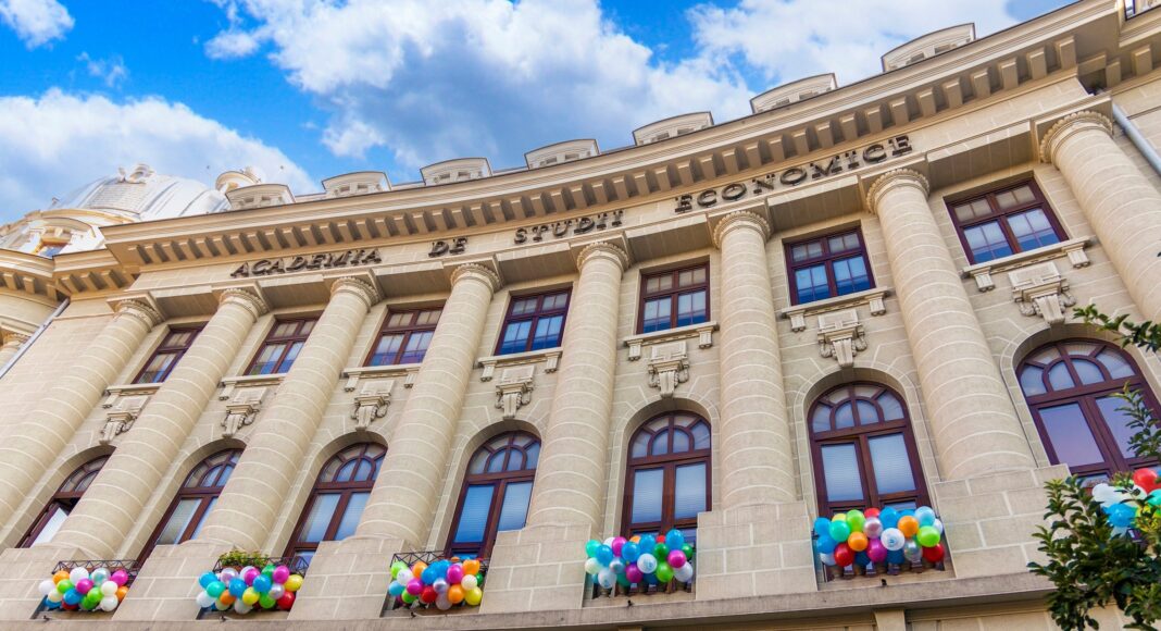 ADMITERE IULIE 2023 la Academia de Studii Economice din București. Vineri, 14 iulie – ultima zi de înscrieri la programele universitare de licență