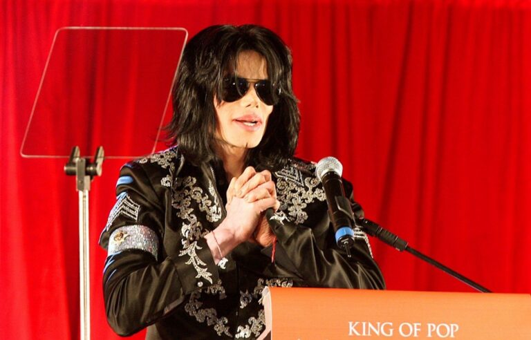 Cum ar fi arătat Michael Jackson astăzi, la 65 de ani. AI a recreat imaginea starului FOTO