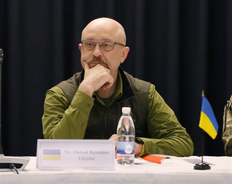 Ministrul ucrainean al Apărării, Oleksii Reznikov, va fi demis în curând, potrivit Ukrainskaia Pravda
