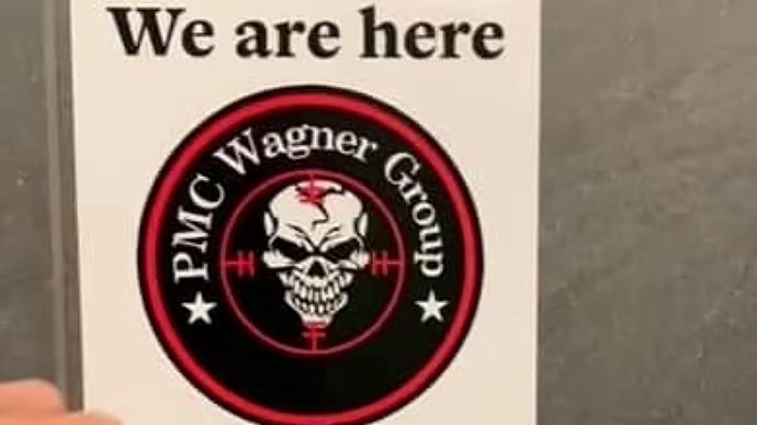 Poliţia din Cracovia investighează circumstanţele apariţiei unor stickere de recrutare pentru grupul Wagner