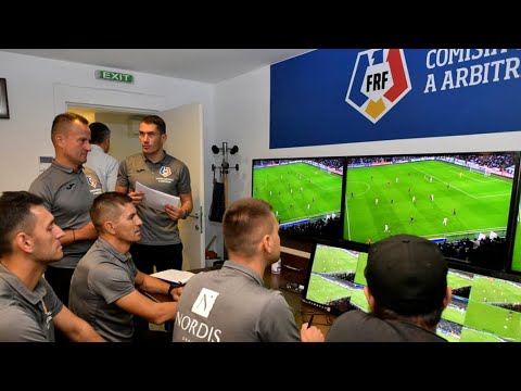 Concluzie AMARĂ după arbitrajele din Farul-FCSB și CFR Cluj-Petrolul: ”VAR-ul nu are niciun cuvânt!”