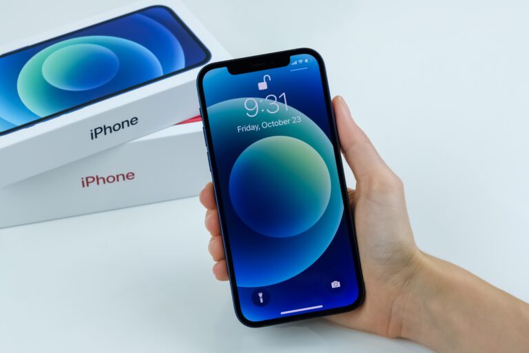 Franța oprește vânzările de iPhone 12 din cauza nivelului de radiații