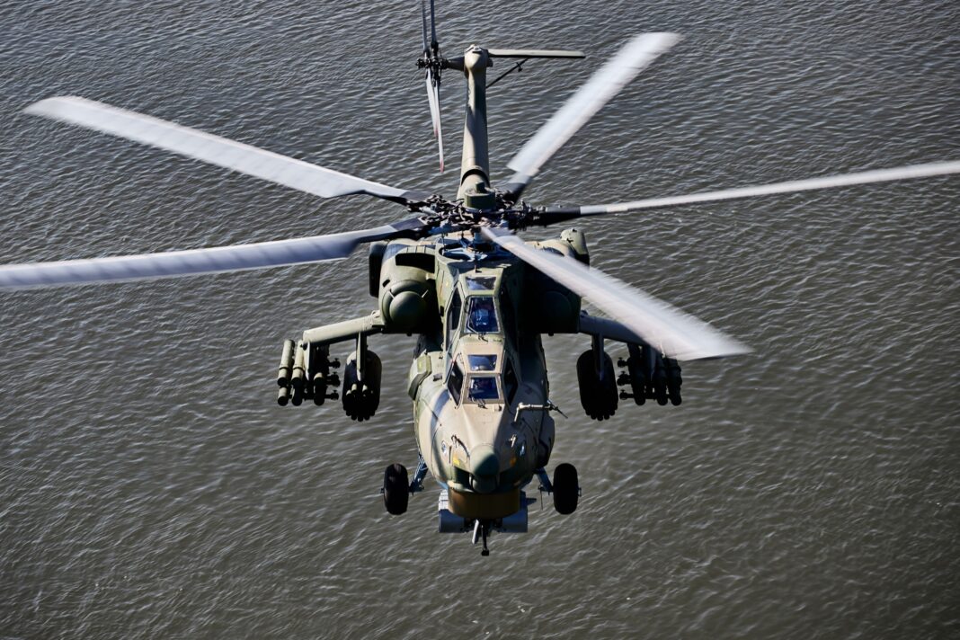 LIVE TEXT | Război în Ucraina. Rusia va folosi elicoptere MI-28 pentru a neutraliza dronele. Clădirea Serviciului Vamal Federal rus în flăcări la Moscova