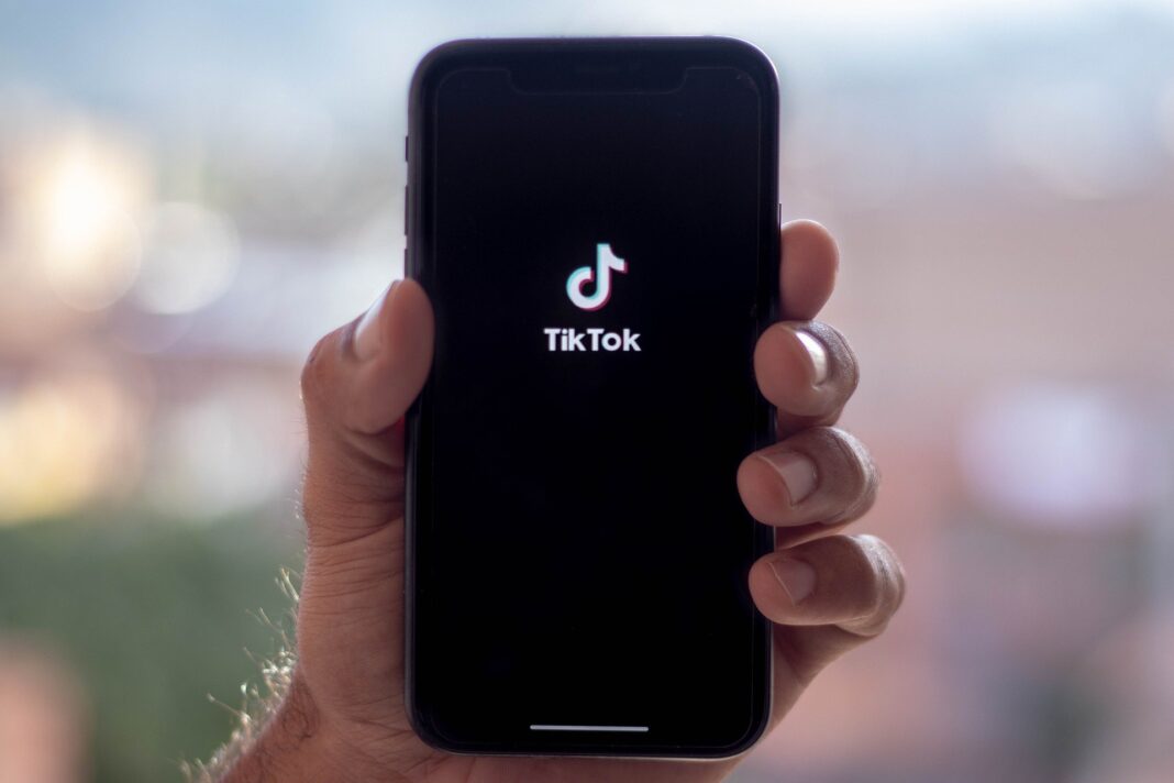 Rețeaua TikTok a fost amendată de UE cu 345 milioane de euro pentru încălcarea regulamentului GDPR