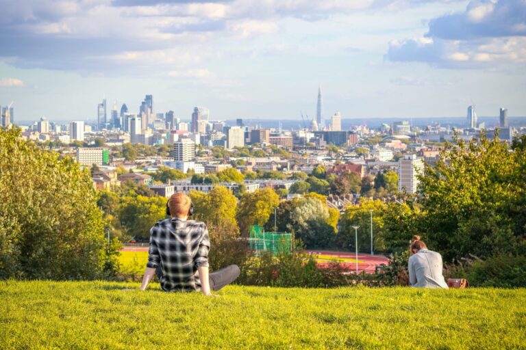 Descoperă Londra prin poveștile a 12 locuri care te vor cuceri
