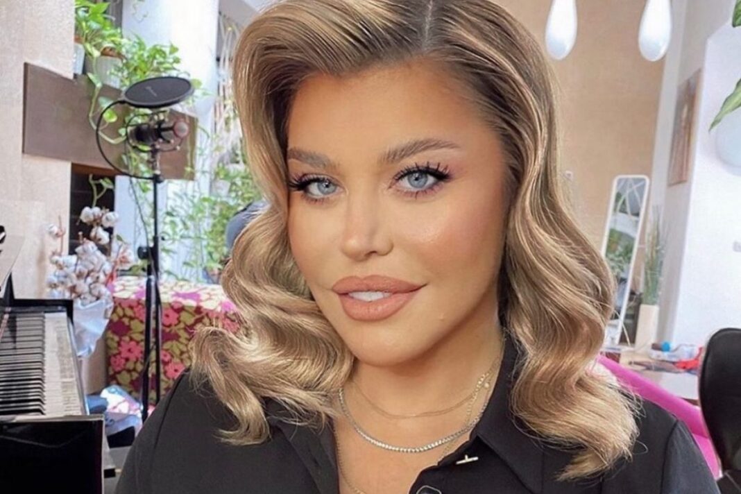 Loredana, dezvăluiri despre fotografiile nud. Câți bani a primit ca să se dezbrace: „Mi-era rușine să mai merg pe stradă”