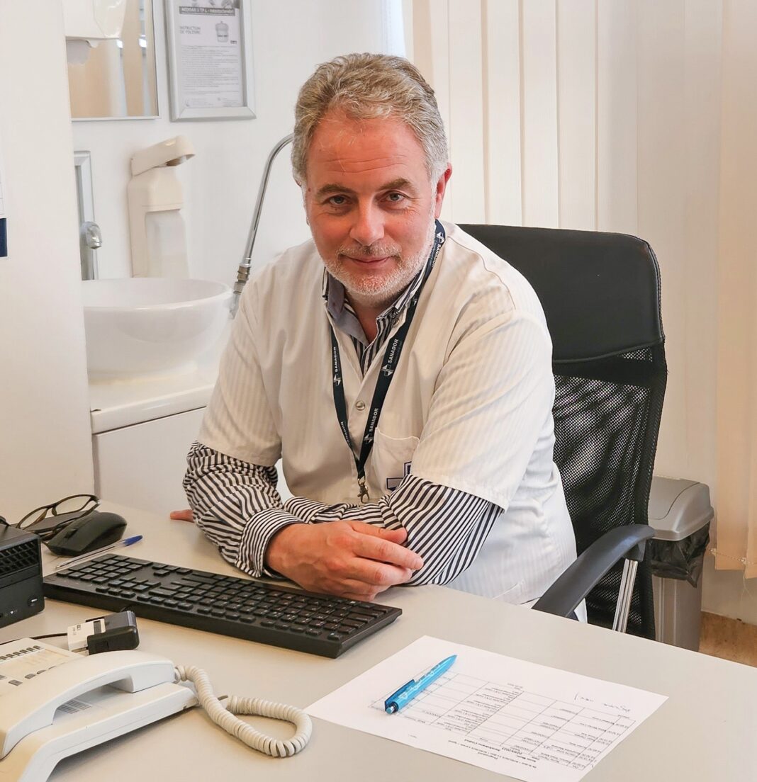 INTERVIU Prof. dr. Codruț Sarafoleanu: „Poluarea și obiceiurile nocive duc la creșterea patologiilor oncologice de la nivelul nasului și sinusurilor“