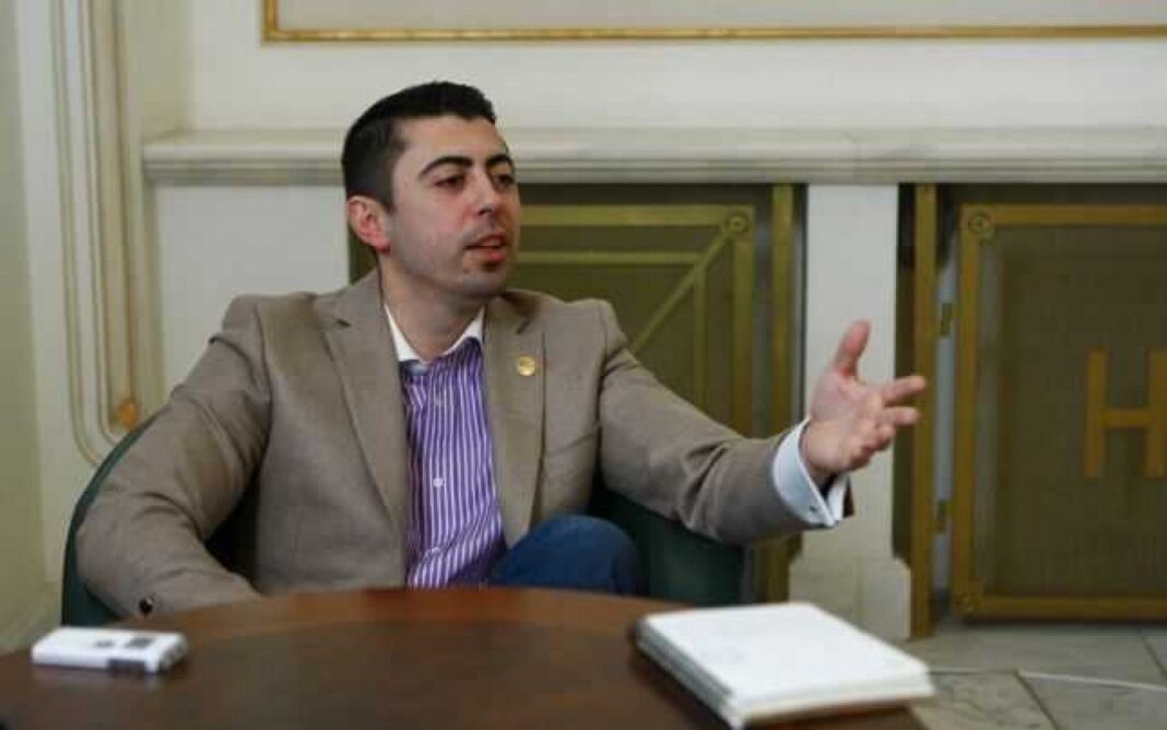 Mircea şi Vlad Cosma scapă definitiv de închisoare prin prescripţie. Instanța a hotărât confiscarea a 10,6 milioane de lei