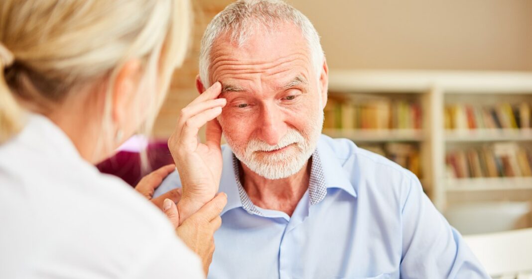 Uitare sau demență precoce? Cum îți poți da seama dacă ai Alzheimer și cum te poți proteja
