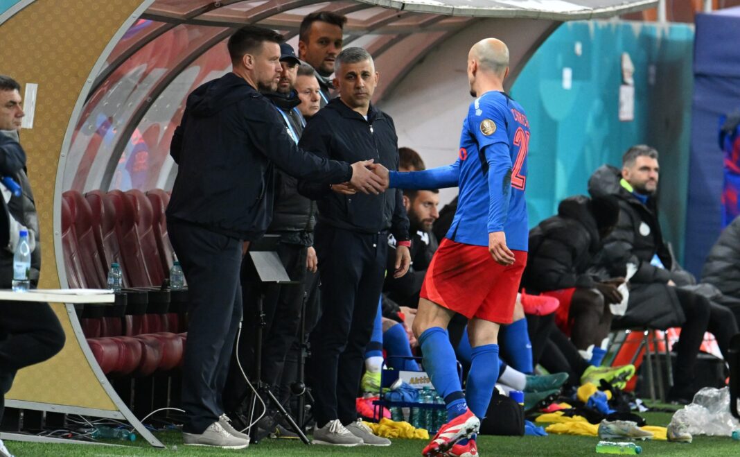 „Nu e copil de 19-20 de ani”. Mihai Pintilii, reacție categorică despre scoaterea lui Vlad Chiricheș din lotul FCSB