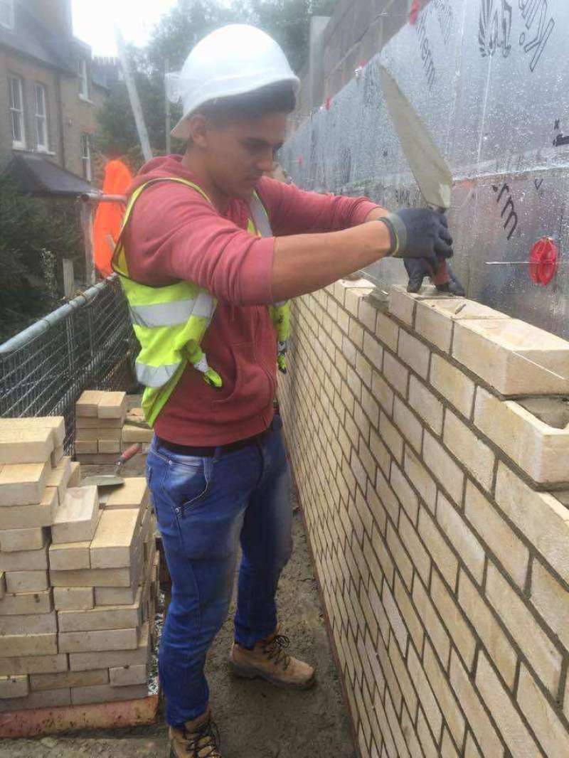 Luam lucrari de zidarie in pret Luam lucrari de zidarie in pret