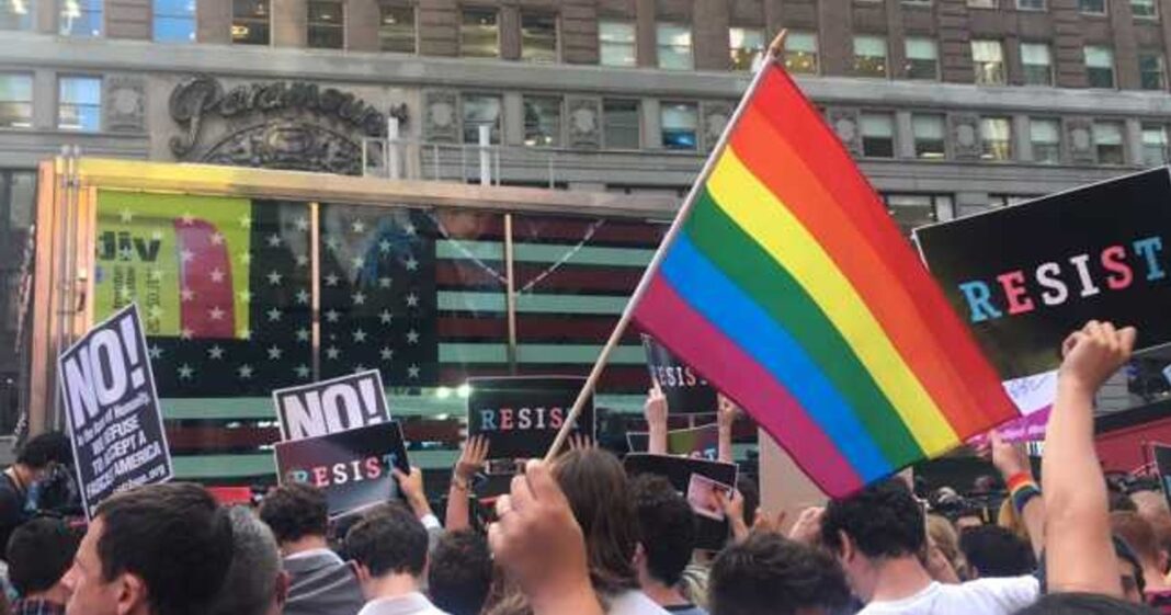 Administrația Trump vizează restricționarea tratamentelor de tranziție de gen pentru minorii din SUA