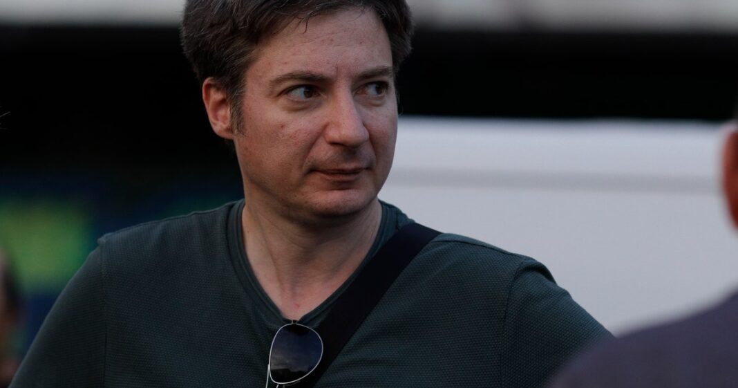 Andrei Caramitru, mesaj dur: Statul român, „un tată bețiv și violent” care nu și-a recunoscut crimele