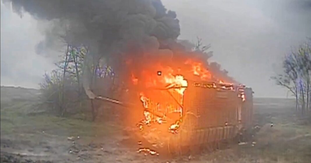 Cum au reușit ucrainenii să învingă ceața și să respingă un asalt mecanizat rus asupra Mirnograd