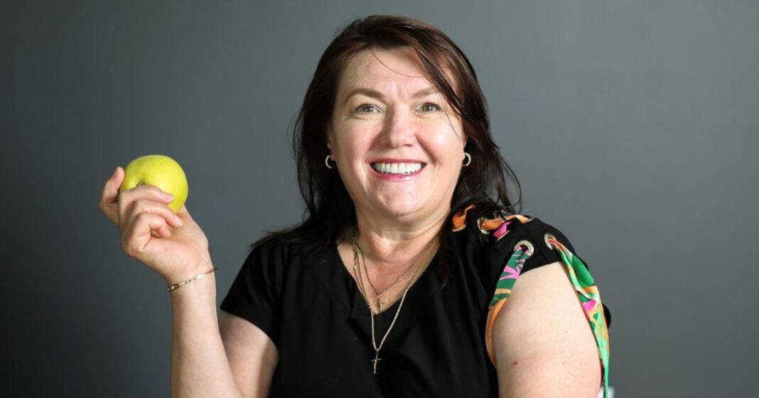 Din America la DentOP - a ales să își reabiliteze dantura în România. Iată de ce.