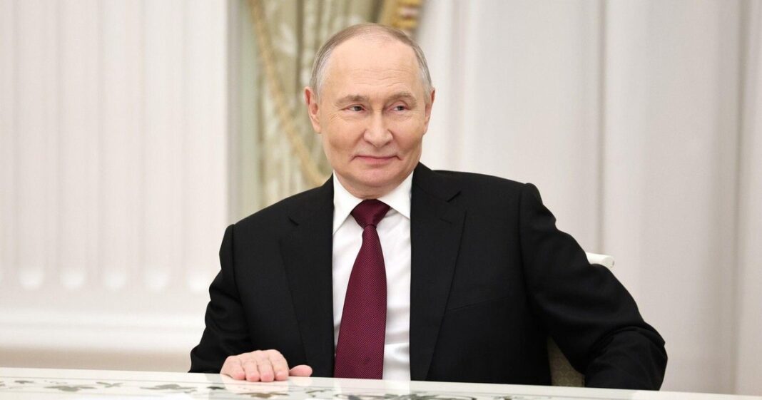 Din India, Putin anunță că Rusia va „elibera Donbasul și Novorossia”, până la granița cu România