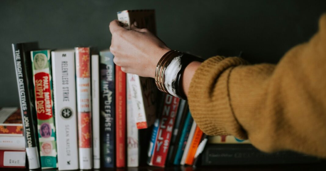 Matei Vișniec, Lavinia Betea și Radu Vancu, despre literatura care ne definește prezentul: „Fiecare carte bună te ajută să privești mai înțelept lumea“