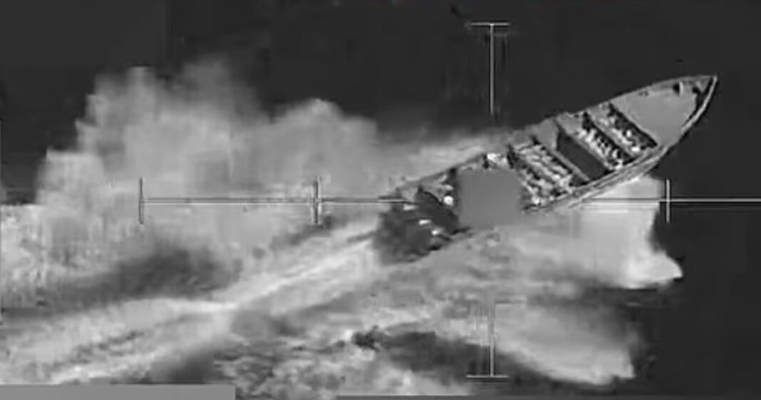 Noi detalii despre ambarcațiunea lovită de două ori de armata SUA, ucigând doi supraviețuitori. Țara spre care se îndrepta