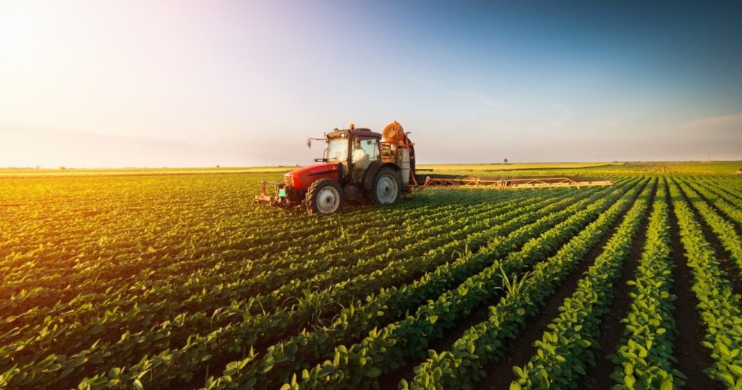 O primărie din vestul țării îi scutește pe fermieri de impozitul pe teren și a redus cu 50% impozitul la utilaje agricole