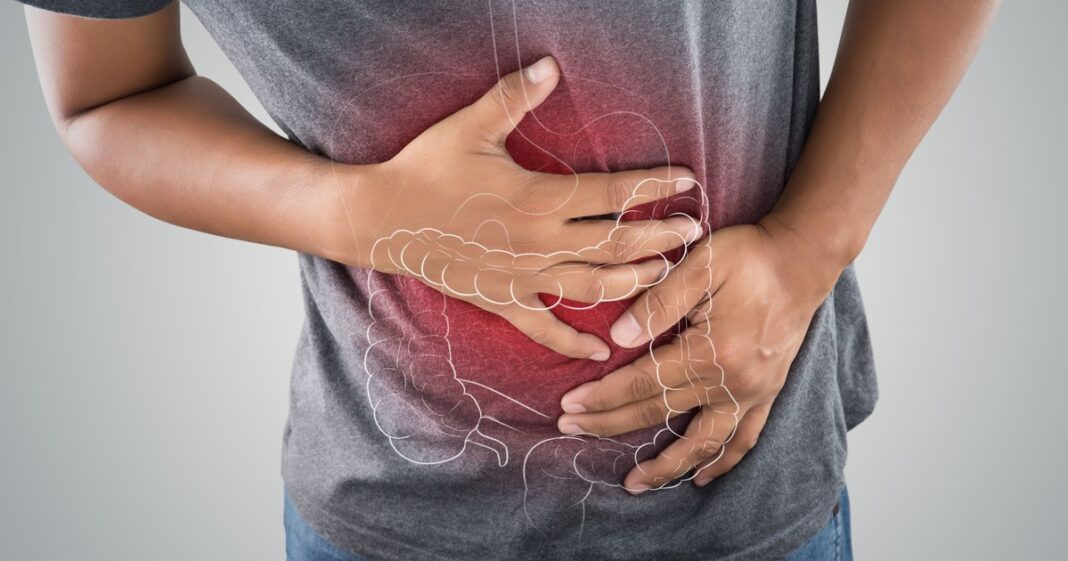 Obiectul misterios descoperit în colonul unui pacient. Medic chirurg: „M-a înțepat în deget, m-a făcut să îngheț”