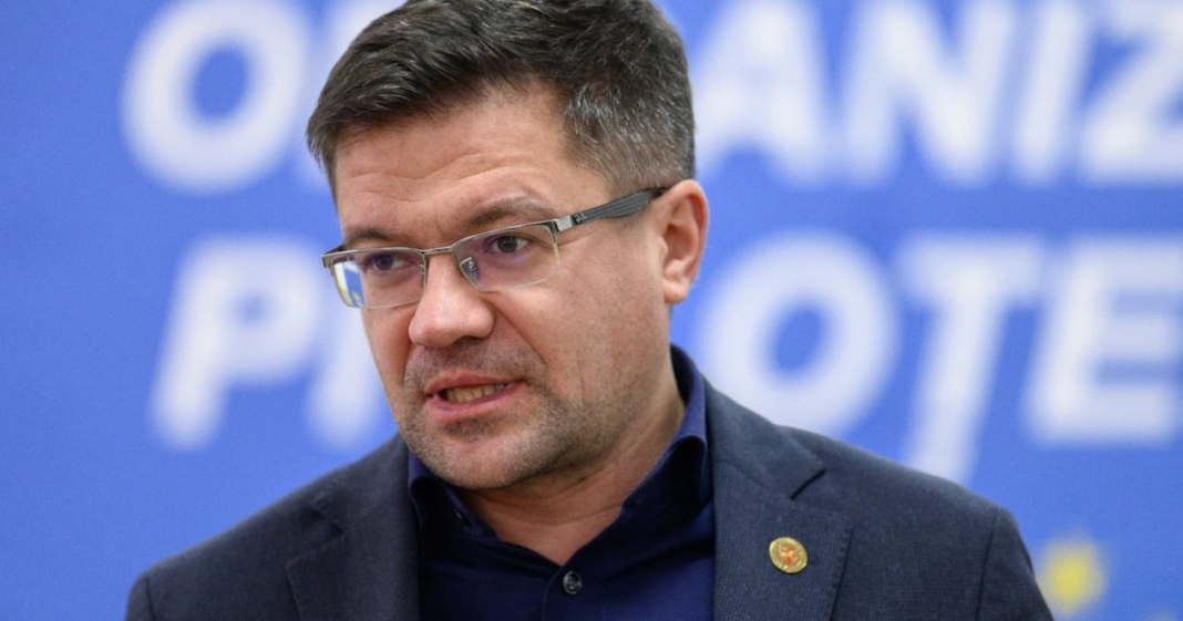 Reacția șefului CJ Iași după anunţul ministrului Pîslaru că va sesiza Parchetului European în scandalul microbuzelor şcolare electrice