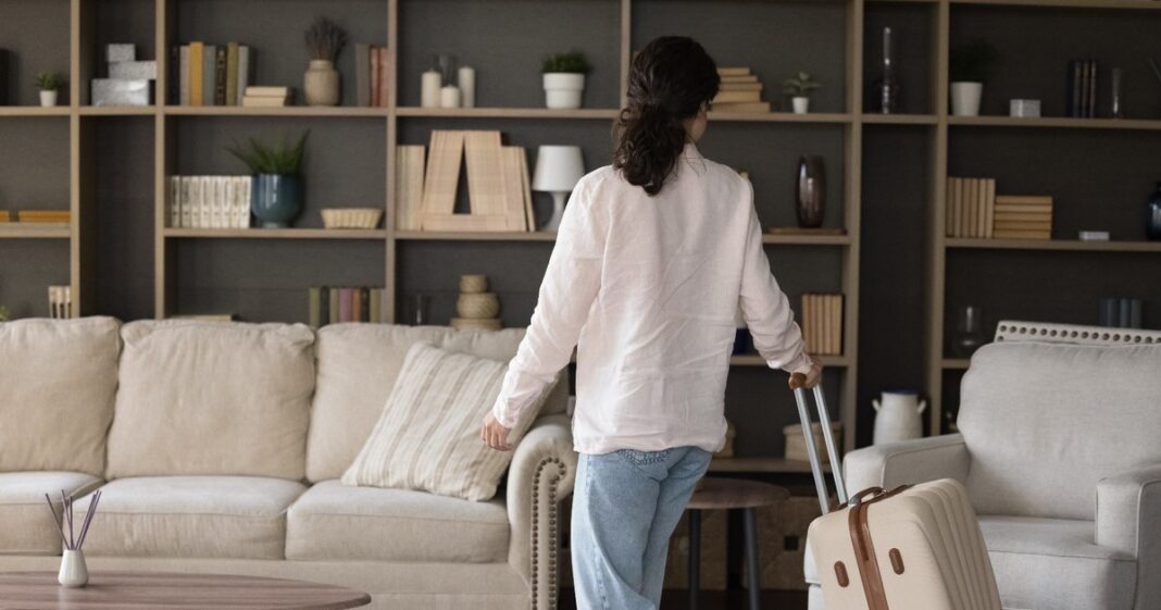 România sau Vestul Europei? Unde o duci mai bine când salariul e mulțumitor