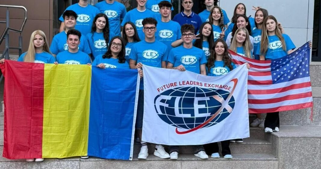 Aproape 2.900 de liceeni candidează pentru cele 20 de locuri disponibile în Programul FLEX. Nicușor Dan: „România are nevoie de cetățeni bine pregătiți”