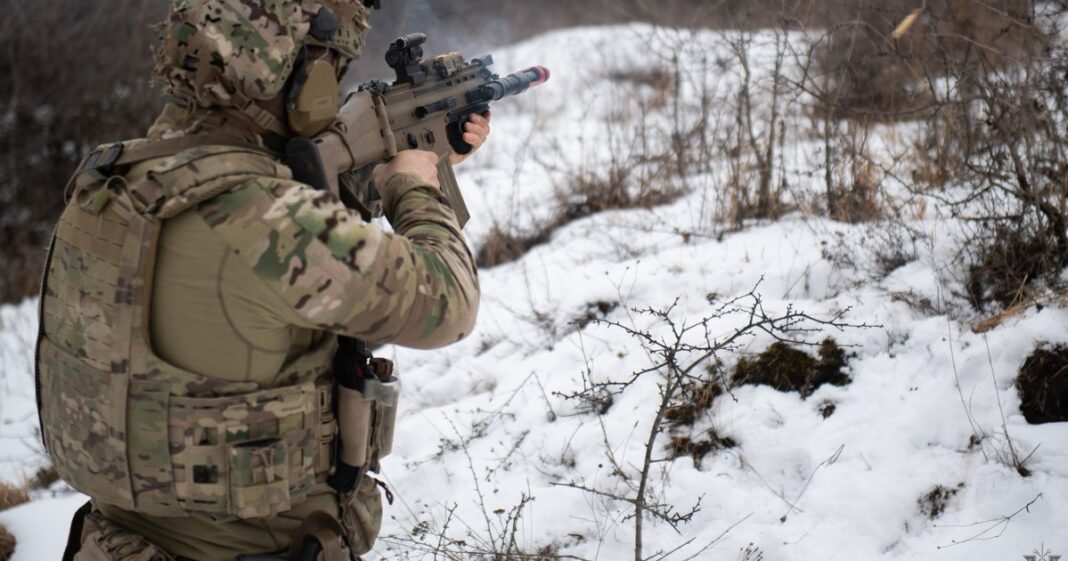 Aproape 900 de militari și peste 200 de vehicule de luptă, la exercițiul NATO EAGLE SPEARHEAD 2026 de la Cincu