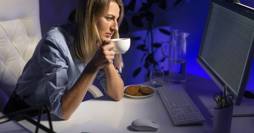 Cât de atractiv mai este lucrul în ture de noapte: „Timpul liber pare mai mult, dar nu este deloc productiv”