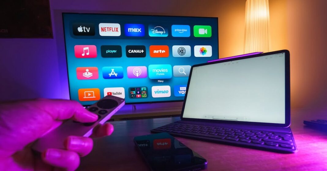 De ce ne plictisim într-o lume care are de toate, explicația psihologului. Ce este teoria „paradoxului alegerii”