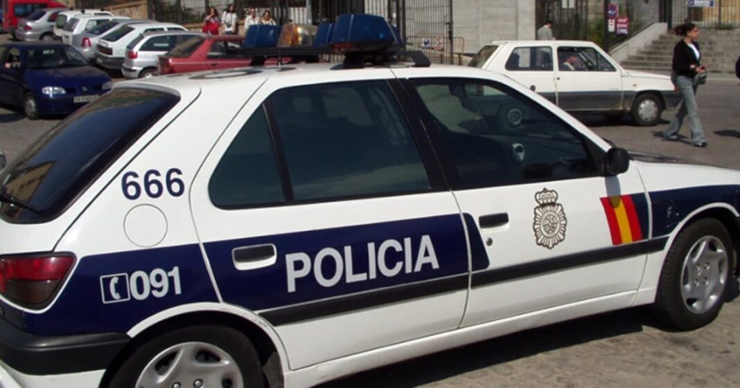 Doi români, un tânăr de 20 de ani și o fată de 13 ani, s-au aruncat în gol de la etajul 9 al unei clădiri din Spania