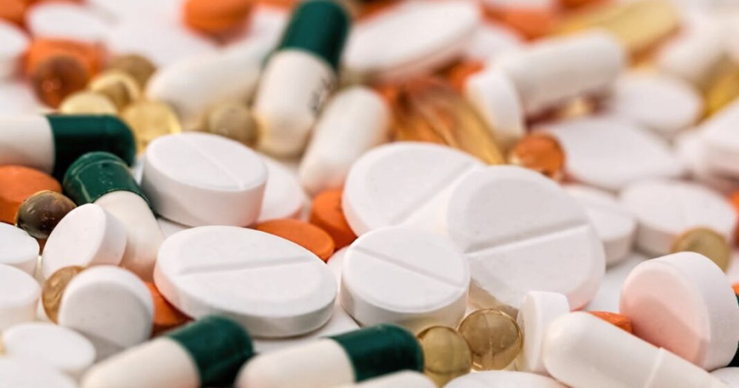 Paracetamolul în sarcină, subiectul controverselor lui Trump, demontat de un studiu major. Ce spun specialiștii