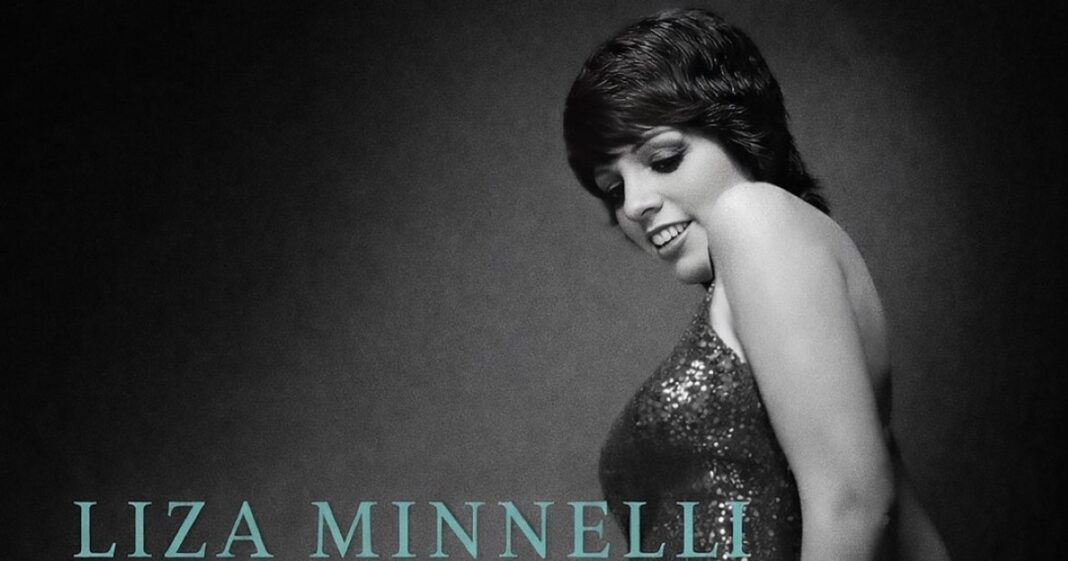 Surpriză în industria muzicală: Liza Minnelli revine, după 13 ani de pauză, cu o piesă realizată cu ajutorul AI. „Am folosit aranjamente AI. Nu voci AI... Strigătele sunt toate ale mele!”