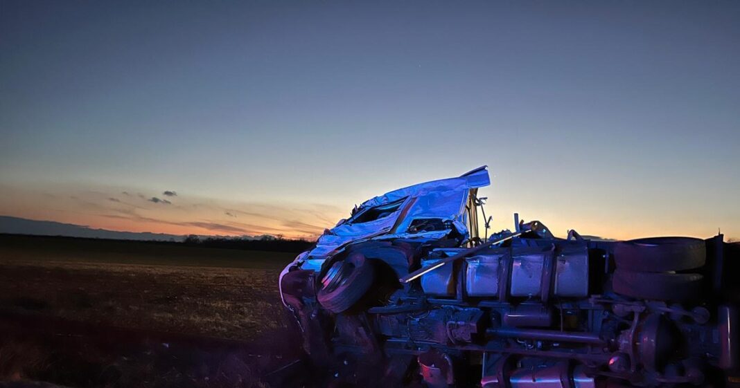 Accident grav pe DN 56A, în Mehedinți: Șofer bulgar decedat în urma unui impact violent între două TIR-uri