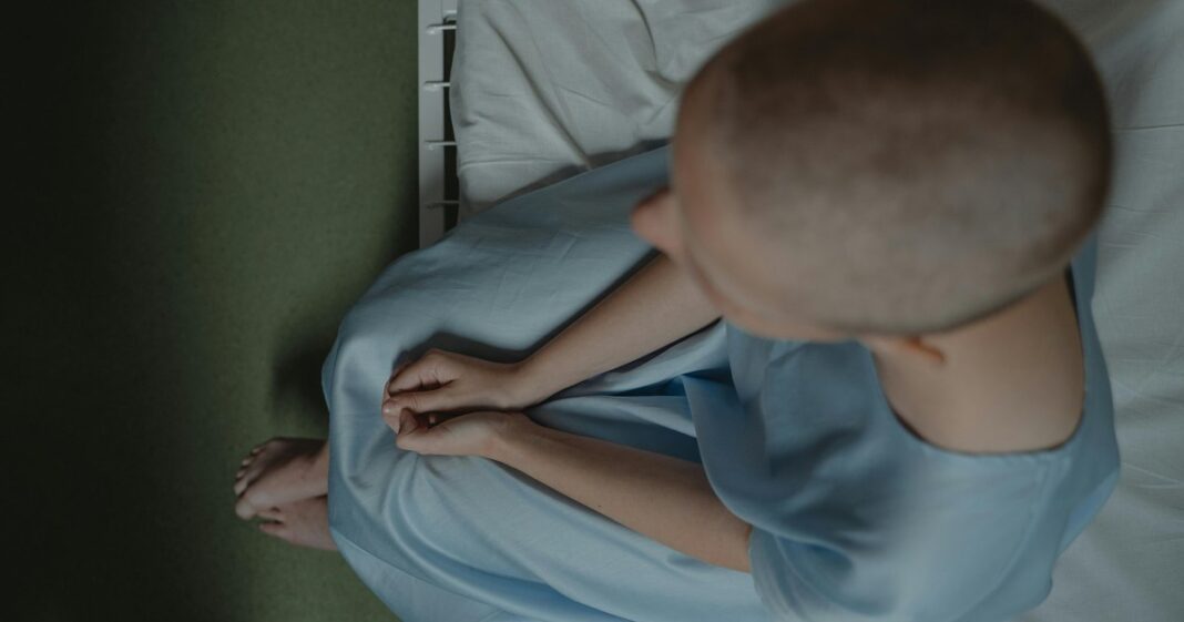 Peste o treime dintre cazurile noi de cancer din 2022 la nivel mondial ar fi putut fi evitate